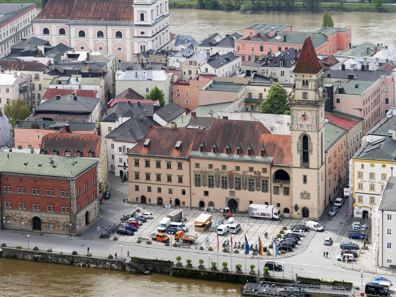 outdoors, day, danube, town, passau, residential district, building exterior, mode of transportation, incidental people, nature, roof, bank of the danube