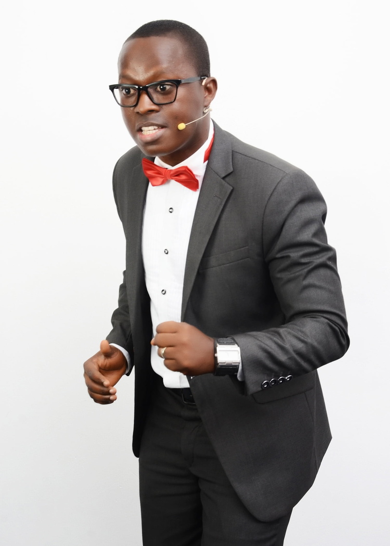 young men, men, eyeglasses, looking at camera, inspire, formalwear, portrait, indoors, studio shot, males, young adult, suit, glasses, front view, white background