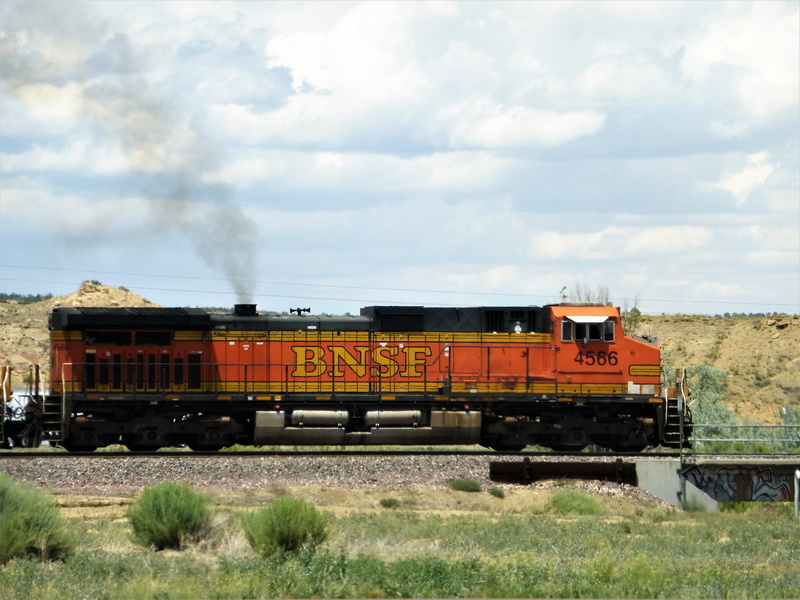 train - vehicle, result, 4K, transport, track, transportation, mode of transportation, rail transportation, no people, nature, day, sky, business, container