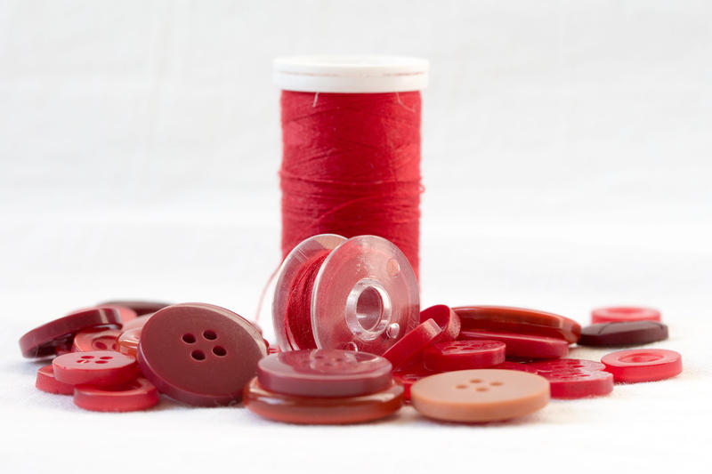 white background, red, Orb, healthcare and medicine, selective focus, medicine, Red, spool, group of objects, dose, Buttons, Thread, bottle, still life