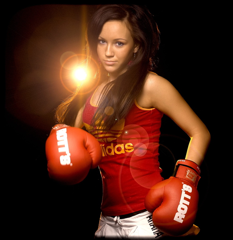 adult, young women, women, 2K, ball, glove, woman, looking at camera, boxer, young adult, boxing, hand on hip, beautiful woman, waist up, front view, young