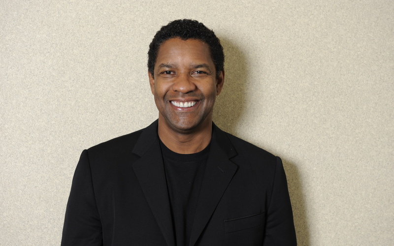 one person, black hair, young adult, portrait, studio shot, young men, cheerful, smiling, emotion, adult, 2K, standing, hairstyle, happiness, teeth, looking at camera