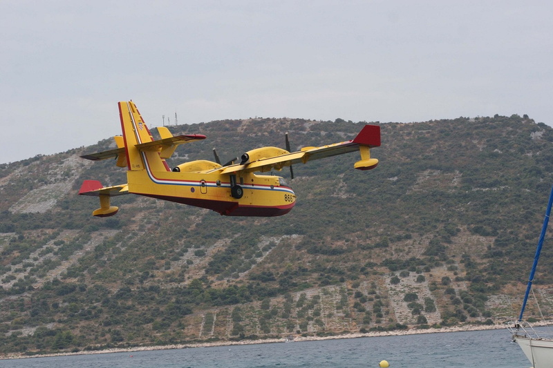 720P, cl 415, canadair, securita, firecat