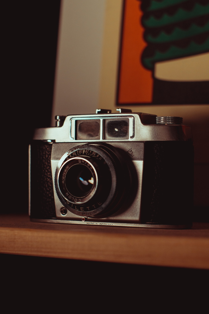video camera, shoot, camera - photographic equipment, logo, retro styled, trademark, antique, the past, black, analog, outdoors, no people, gray, pc, indoors
