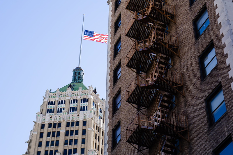 high rise, patriotism, independence, outdoors, 2K, white, symbol, housing, window, metropolis, town, blue, handrail, green, city, tower, spire, built structure