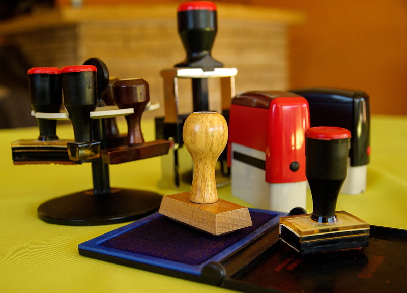 retro styled, art and craft, wood - material, toy, red, no people, table, close-up, education, authorization, publication, scale, 2K, tampons, ink, equipment