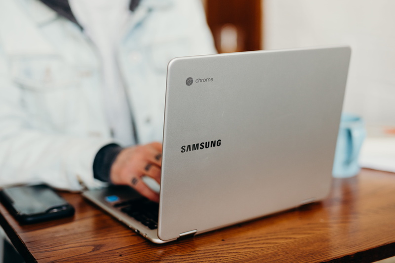 wireless technology, focus on foreground, chromebook, wooden, laptop, focus, person, brown, connection, typing, computer, indoors, using laptop, business