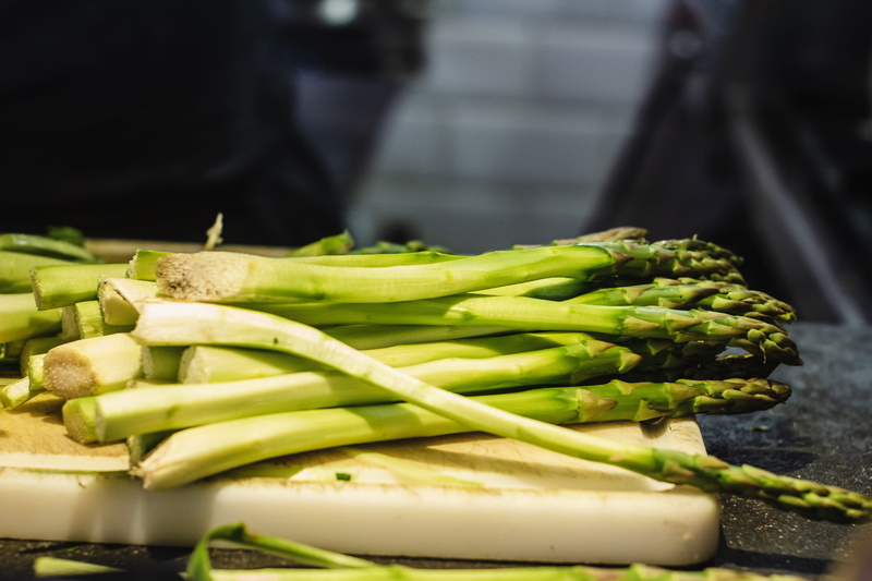 rustic, plant, day, raw food, ingredients, meal, uncooked, food, organic, grow up, market, cook, business, close-up, 5K, board, green color, wooden, retail