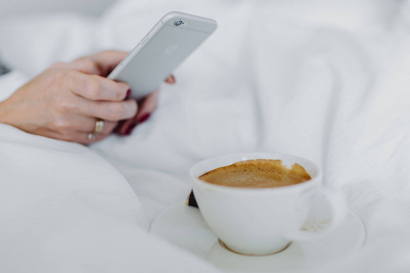wireless Technology, communication, one woman only, morning, bed, cup, Morning coffee, comfortable, people, holding, internet, sheets, bedclothes, white