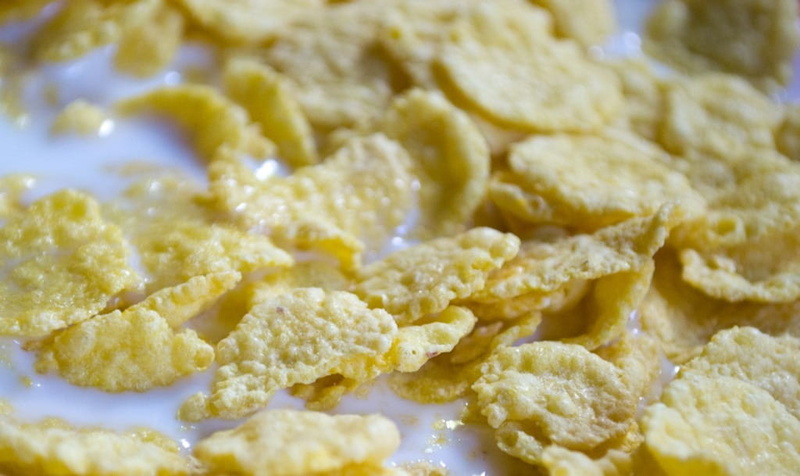 crispy, selective focus, healthy eating, food and drink, snack, studio shot, 480P, heap, milk, food, freshness, backgrounds, still life, meal, close-up