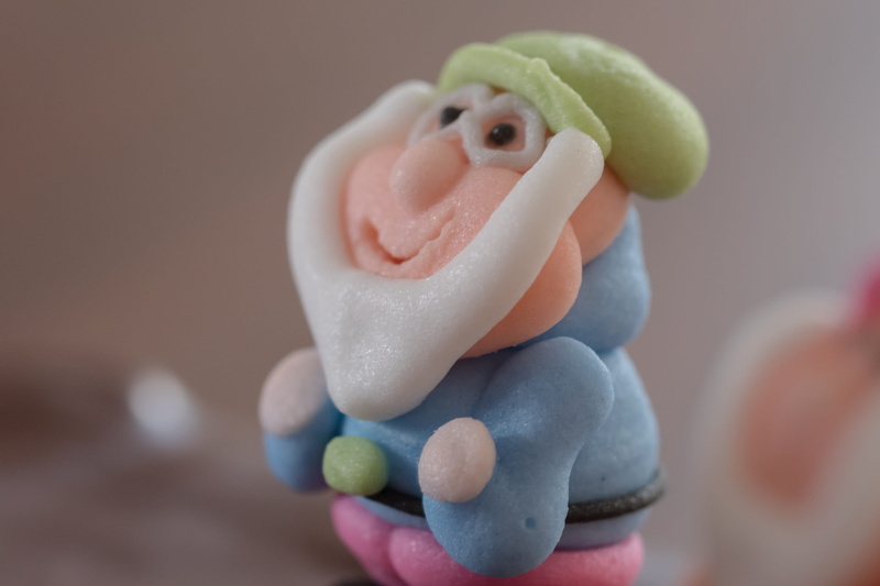 confectionery, 2K, Sweet, Dwarf, nibble, representation, sweetness, humor, Candy, still life, birthday cake, cake, 7, animal representation, pink Color