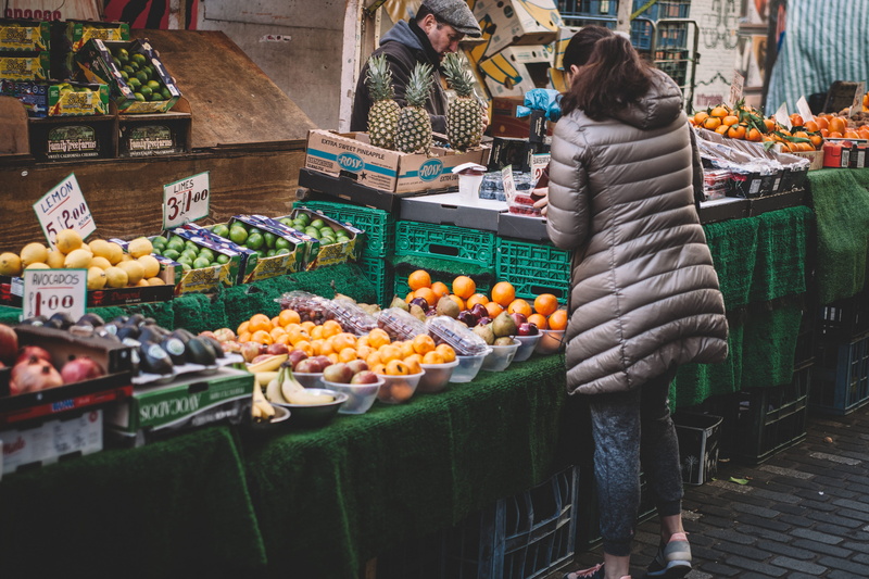 large group of objects, 5K, orange, editorial, abundance, market Stall, one person, store, for sale, variation, choice, retail display, woman, sale, Pound