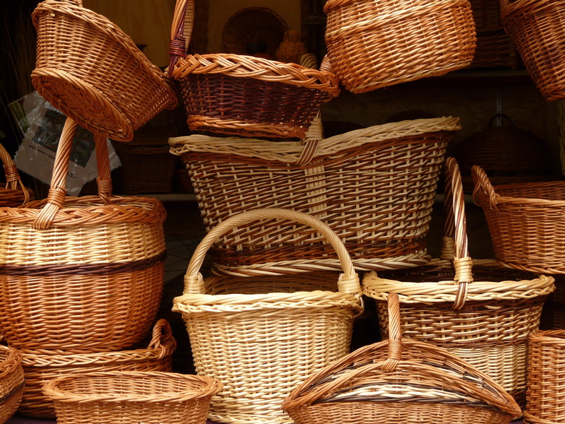 wood - material, large group of objects, 2K, craft, Weave, picnic basket, brown, variation, sell, stack, container, lot, choice, art and craft, no people