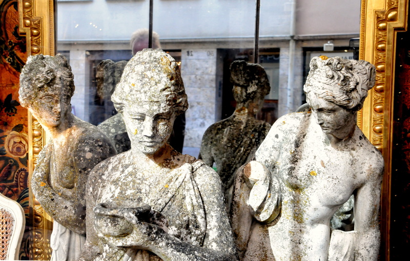 history, store, male likeness, sculpture, antique dealer, antique, statue, religion, human representation, art and craft, pierre, no people, female likeness