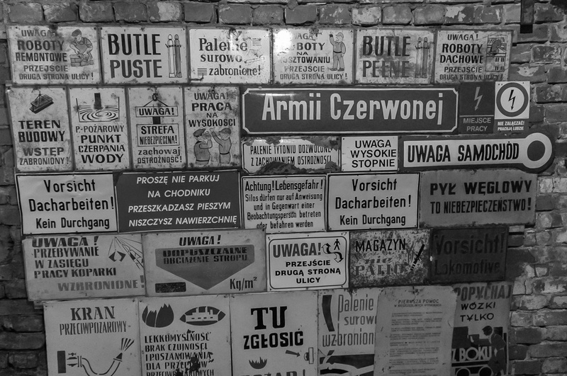 info, pole, choice, close-up, old, the content of the, plates, the background, number, information, no people, indoors, old sign, characters, large group of objects