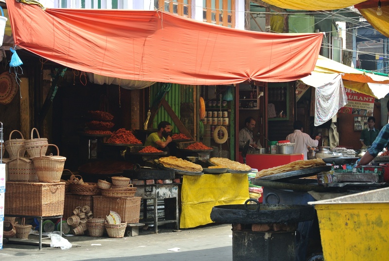 indian market, street market, container, for sale, sale, village, day, kashmir, business, 2K, food and drink, market, incidental people, abundance, retail display