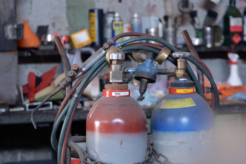 gas, basel, container, day, indoors, focus on foreground, dreispitz, welding, machinery, switzerland, cylinder, food and drink, iron, water, fuel and power generation