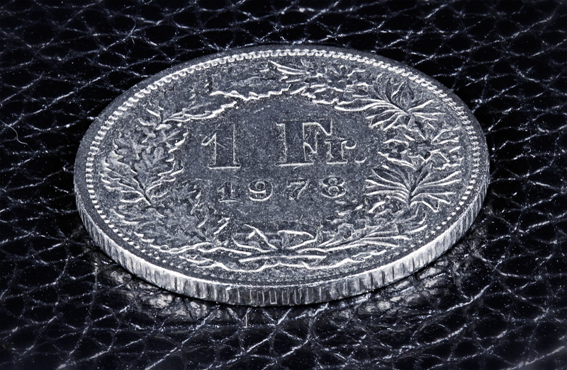 finance, money, carving - craft product, silver, single object, 2K, close, art and craft, metal money, craft, pay, bank, wealth, close-up, pattern, creativity
