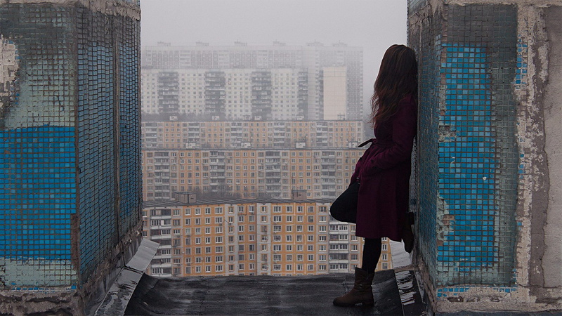 city, mist, outdoors, building exterior, Moscow, women, skyscraper, model, rear view, architecture, adult, window, real people, urban, hairstyle, office building exterior
