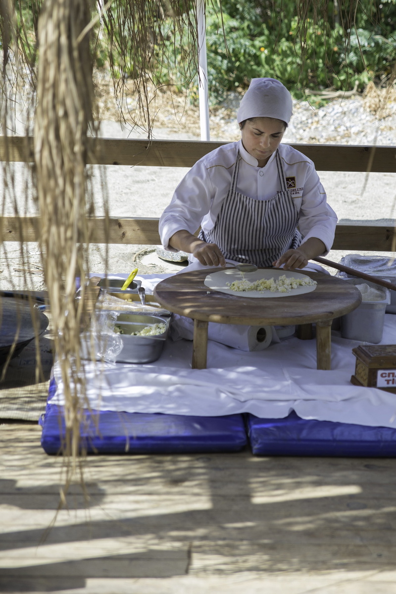 leisure activity, outdoors, 2K, turkey, Turkish Cuisine, local, full length, nature, pancake, plate, culture, dinner, adults only, kitchen, one person