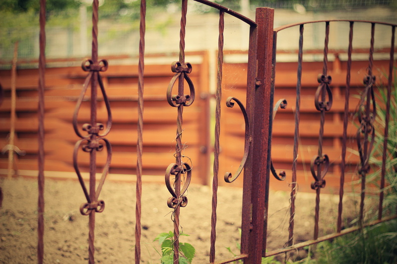 iron, old iron fence, barrier, boundary, background, wrought iron, indoors, victorian, hanging, outdoors, no people, architecture, rusty, steel, chain