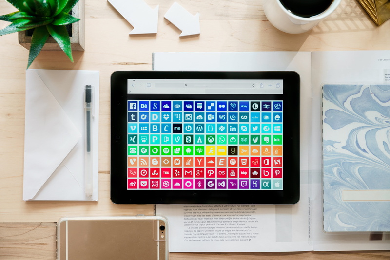 connection, 4K, data, Contact us, Marketing, computer, indoors, digital tablet, portable information device, Help, Ecommerce, stay, multi colored, directly above