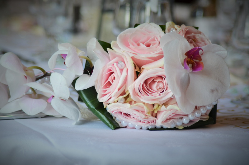 bouquet wedding, petal, beauty in nature, white color, romanticism, no people, inflorescence, flower, pink Color, vulnerability, photography, decoration