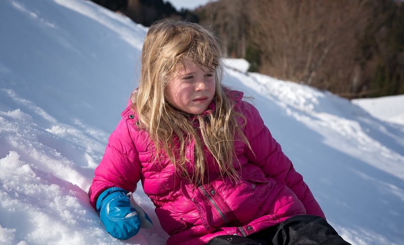 day, hair, leisure activity, girl, 5K, winter, cold temperature, outdoors, child, females, childhood, hairstyle, fresh air, offspring, warm clothing, women