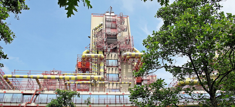 universit, unusual, built structure, low angle view, fuel and power generation, universitätsklinik, germany, building, branch, uniklinik, high-tech architecture