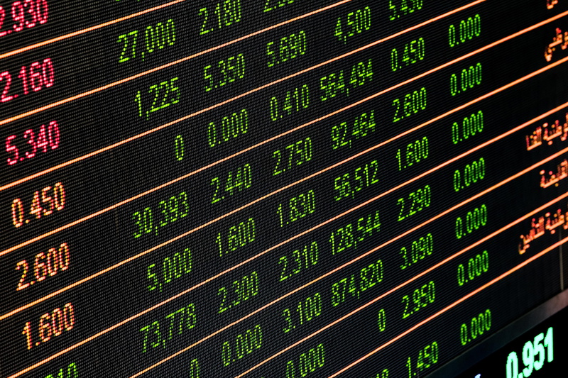 green color, number, electrical equipment, technology, corporate business, banking, trading, finance, investment, data, 4K, no people, financial, success