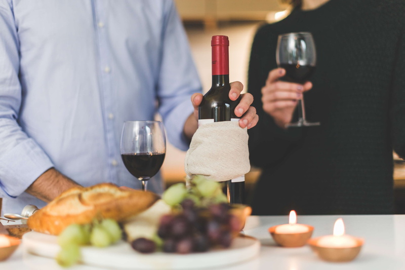 indoors, people, tableware, chef, alcohol, food, men, wine, meal, refreshment, wine glasses, dinner, blur, drink, toast, delicious, wineglass, wom, wine bottle