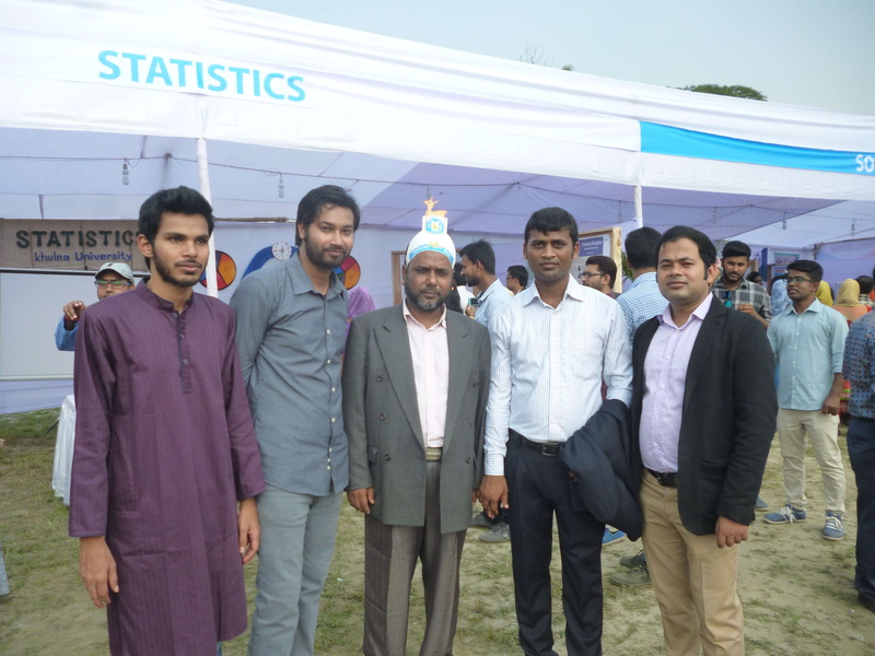 transportation, adult, portrait, young men, three quarter length, looking at camera, 4K, sazedur rahman, statistics discipline, men, males, real people