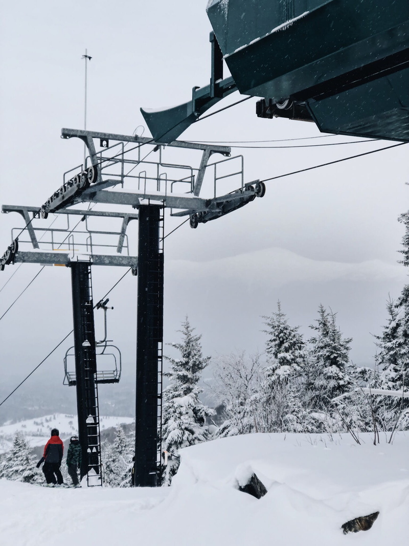 bretton woods, skiing, ski, cold temperature, outdoors, day, snow, mountains, white color, 1080P, electricity, chairlift, sky, real people, new hampshire
