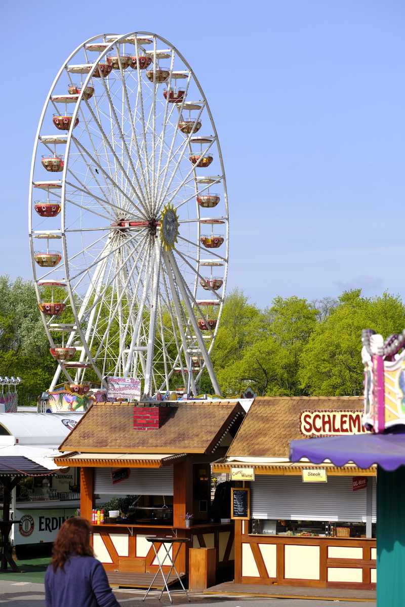 western script, carousel, folk festival, arts culture and entertainment, nature, text, fairground, building exterior, built structure, pleasure, 5K, leisure activity