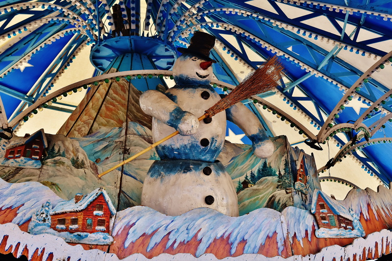 carnies, indoors, Festival, sunlight, mode of transportation, creativity, carousel, art and craft, thrill, 5K, bavaria, day, festival site, amusement park