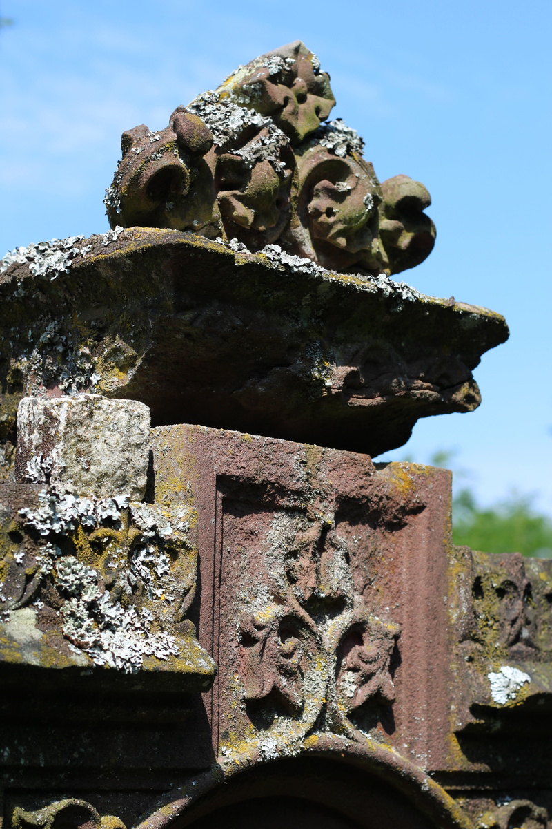 built structure, rock carving, the past, representation, tombstone, deterioration, gargoyle, statue, 5K, creativity, jewish cemetery, old cemetery, day