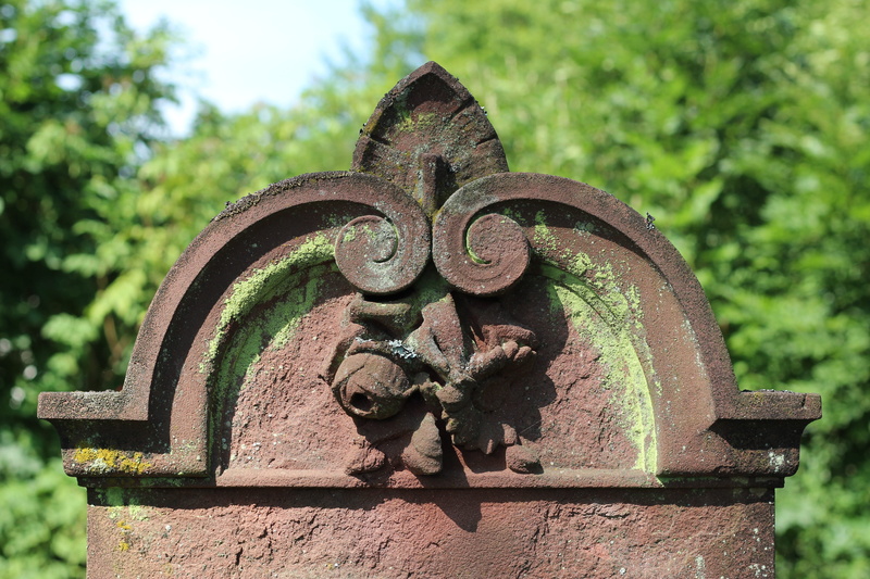 representation, jewish cemetery, creativity, plant, nature, tombstone, statue, sculpture, architecture, art and craft, resting place, tree, close-up, stone material