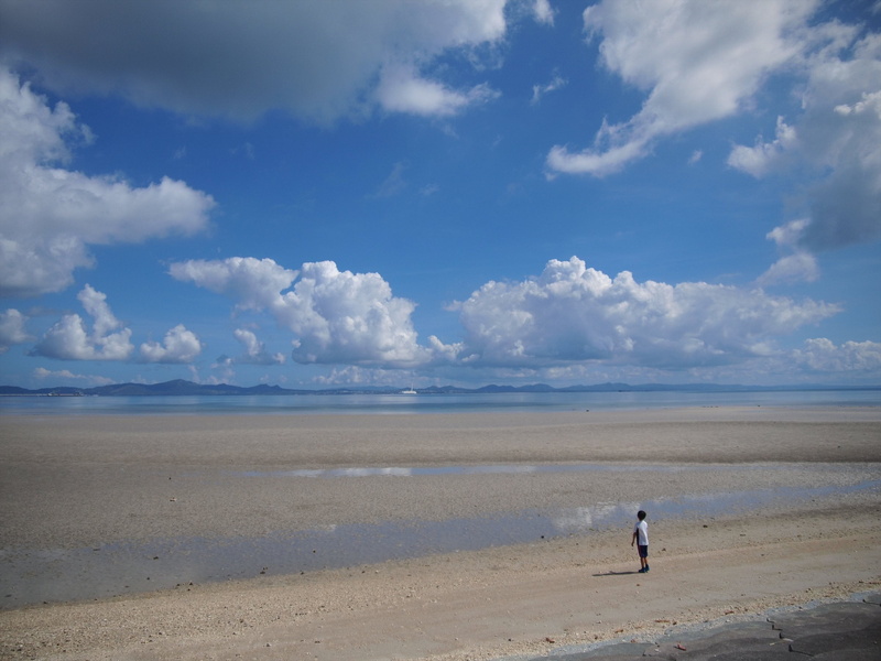cloud - sky, sky, scenics - nature, namihen, people, day, sandy, horizon over water, leisure activity, men, sea, nature, tranquil scene, water, non-urban scene