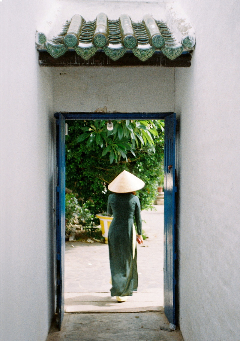 asia, home decor, details, 35mm, lifestyles, one person, rear view, human, 2K, footwear, entrance, asian, built structure, shoe, roof, traditional house