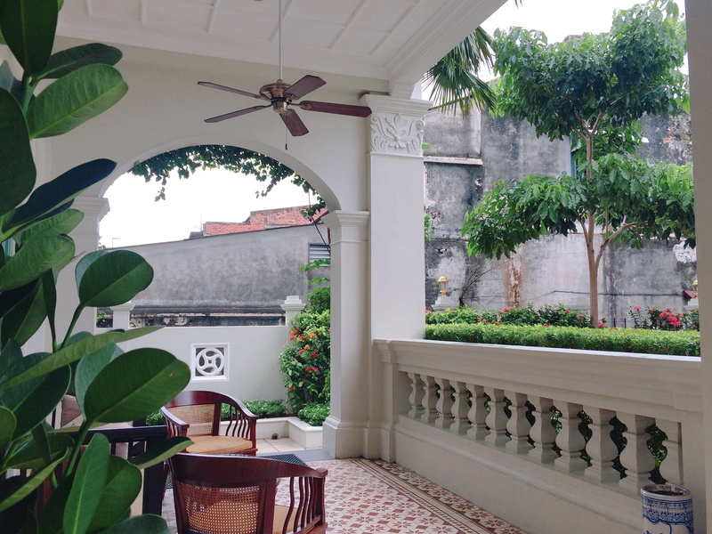 tree, no people, beauty in nature, built structure, plant part, 2K, growth, plant, green color, day, building, window, architecture, melaka, leaf, potted plant
