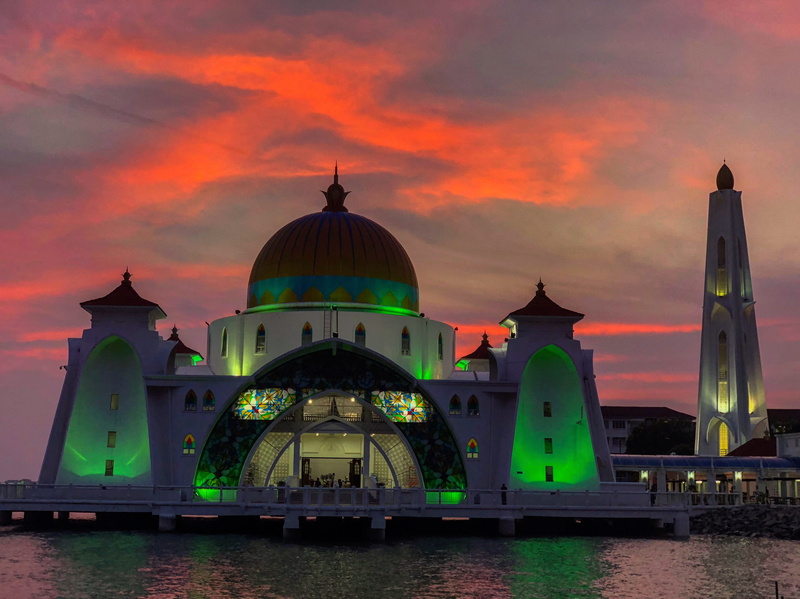 water, building, place of worship, temple, culture, nature, religion, 1994, mosque, waterfront, belief, tourism, colours, 4K, built structure, building exterior