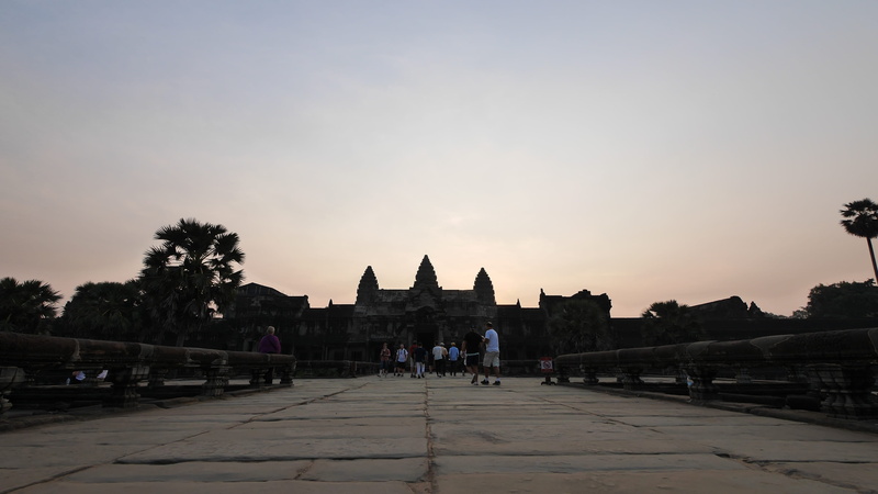 siemreap, building, place of worship, built structure, leisure, incidental people, shot, nature, scenic, group of people, city, architecture, religion