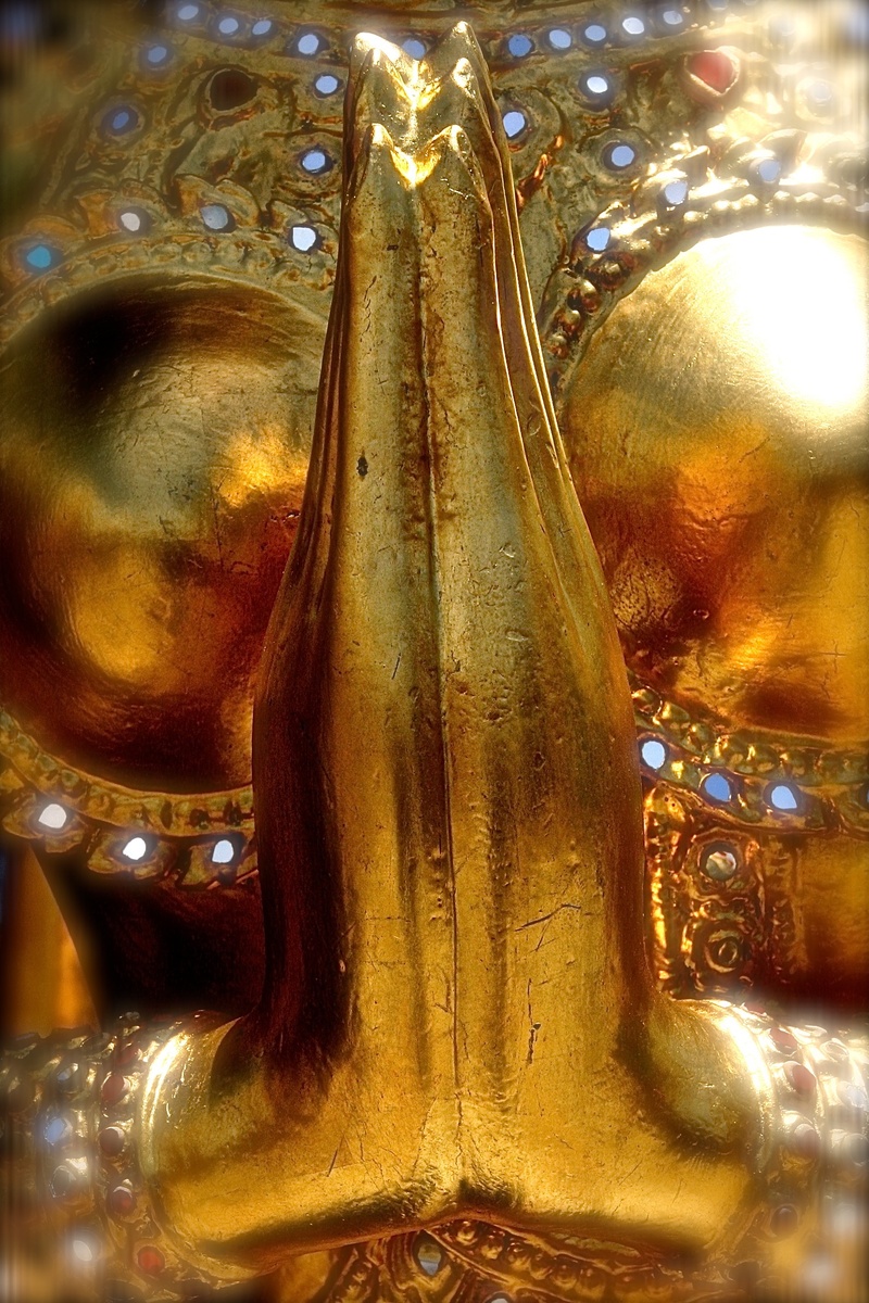 indoors, representation, thailand, statue, faith, 1080P, pattern, temple, buddhism, close-up, backgrounds, sculptures, sculpture, woman, buddhist, shiny