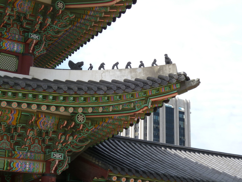 building, built structure, Gyeongbokgung, outdoors, architecture, nature, no people, Nostalgia, 2K, belief, roof tile, ornate, spirituality, building exterior