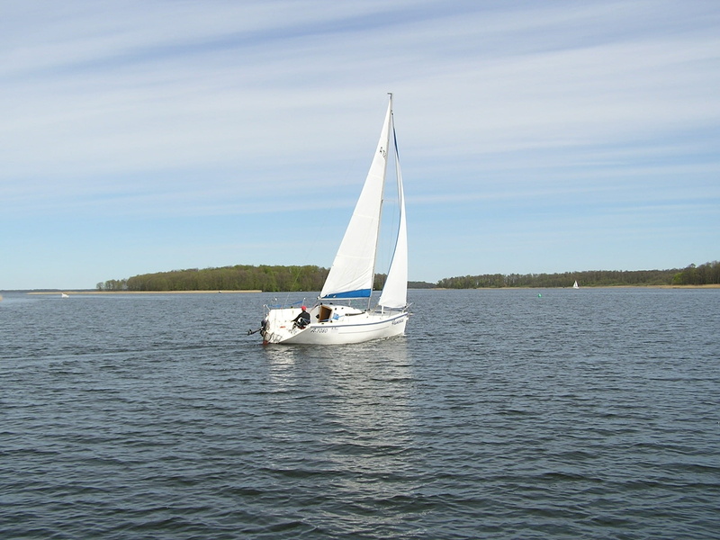 holiday, nautical vessel, 1080P, sky, loneliness, tranquil scene, Sail, Lake, yacht, water, outdoors, transportation, sea, peace of mind, a lonely white sail