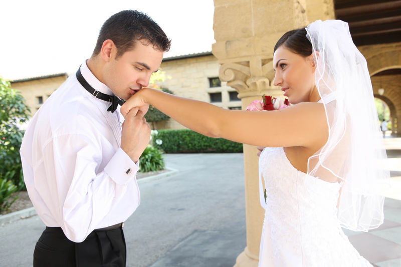 happiness, enjoyment, fun, kiss, wedding ceremony, men, romance, wedding, married, dress, beautiful, wedding Dress, beauty, elegance, husband, two People