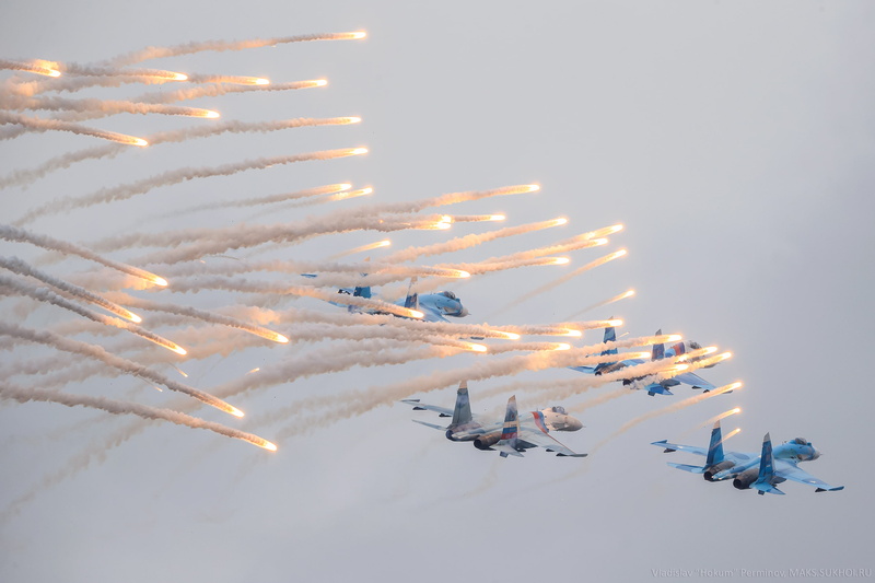 highly maneuverable, 2K, aviation group aerobatics of the air forces of Russia, Flanker, Su-27, multipurpose, aircraft, the sky, lights, Rossiiskie, weatherproof