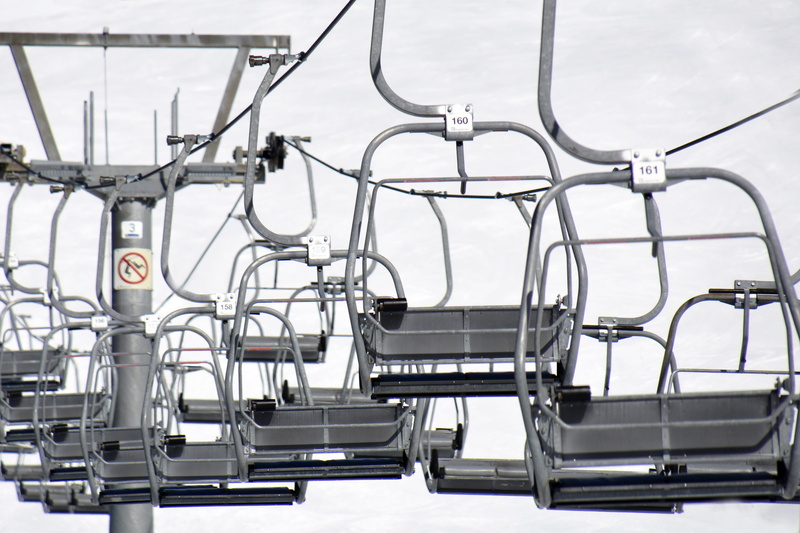 winter, ski area, mode of transportation, go up, empty, steel, chairlift, 5K, group, no people, retail, sit, nature, transportation, skiing, architecture