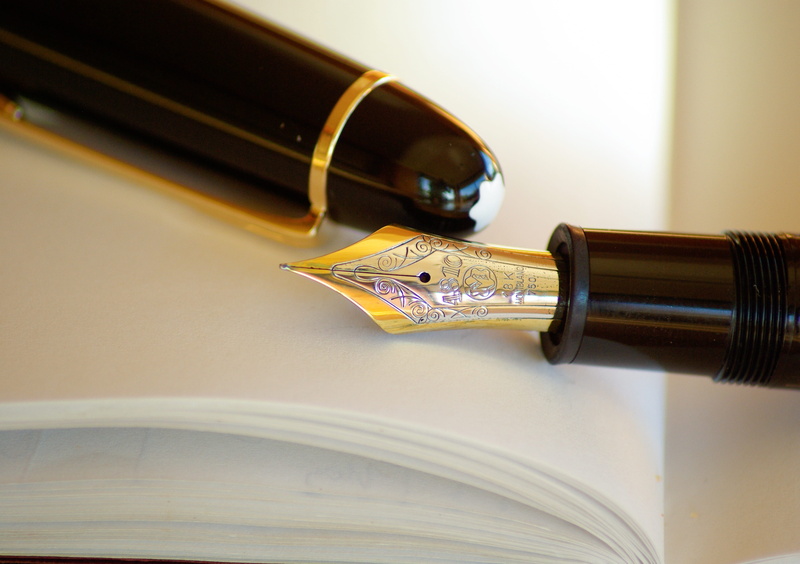 luxury, handwriting, close-up, text, table, holder, no people, writing instrument, black, economy, writing, publication, book, calligraphy, 2K, ink, gold