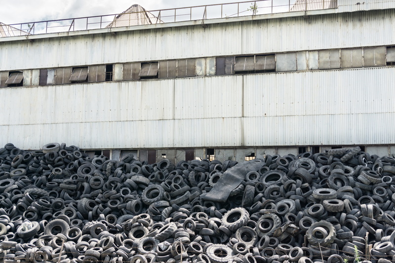 dump, connection, industry, transportation, factory, strength, pollution, pipe - tube, metal industry, large group of objects, junkyard, waste, pattern